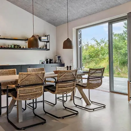 Lk2174-lokken-stellavej-18 *